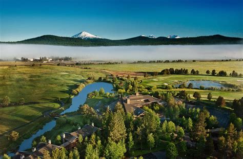 January Weather in Sunriver Oregon, United States. Daily high temperatures increase by 3°F, from 37°F to 41°F, rarely falling below 27°F or exceeding 51°F.. Daily low temperatures increase by 2°F, from 23°F to 25°F, rarely falling below 10°F or exceeding 36°F.. For reference, on August 3, the hottest day of the year, temperatures in …. 