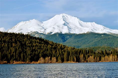 Weather mt shasta california. Get the monthly weather forecast for Mount Shasta, CA, including daily high/low, historical averages, to help you plan ahead. 