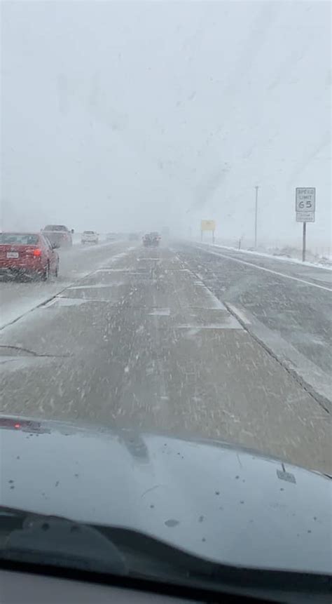 Weather on the i-5 grapevine. B AKERSFIELD, Calif. (KGET) — California Highway Patrol officers are escorting traffic through Interstate 5 along the Grapevine Tuesday evening due to reports of snow, Caltrans said. Caltrans ... 