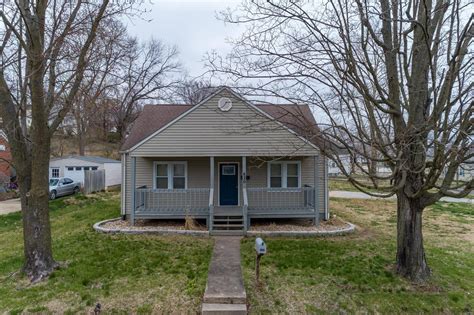 Weather ste genevieve mo 63670. 12934 State Route O, Ste Genevieve, MO 63670. 1 / 56. SOLD MAY 18, 2023. $445,000 Last Sold Price. 3 beds. 2.5 baths. 2,400 sq. ft. 13298 Lakewood Dr, Ste Genevieve, MO 63670. 13298 Lakewood Dr, Ste Genevieve, MO 63670. View more recently sold homes. More real estate resources. New Listings in 63670; Zip Codes; Popular Searches; 11387 … 