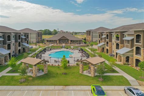 Weatherford apartments. Olympus Willow Park. 180 Crown Pointe Blvd, Weatherford, TX 76087. 1–4 Beds • 1–2 Baths 