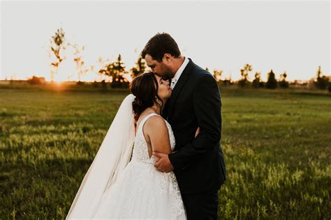 Wedding Photographers in Aberdeen, SD - The Knot