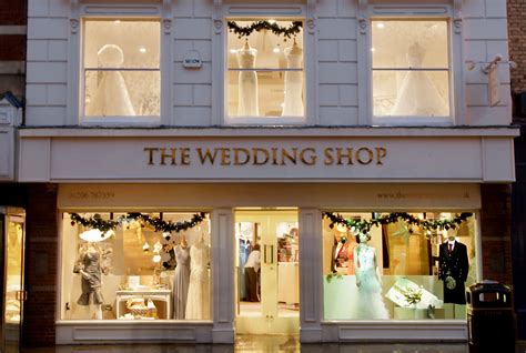Wedding dress stores nyc. When it comes to attending a wedding, finding the perfect dress is essential. You want to look stylish, sophisticated, and appropriate for the occasion. With so many options out th... 