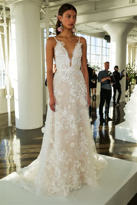 Wedding dresses new york. When it comes to planning a wedding, one of the most exciting and memorable moments for any bride-to-be is saying “yes” to the dress. The perfect wedding gown is an essential part ... 