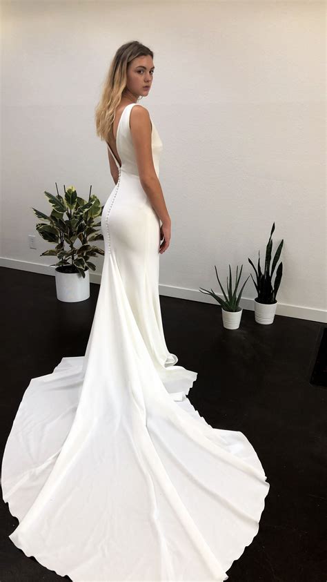Wedding dresses seattle. ABOUT US. Elite Dress Bridal has been helping Seattle brides to create their love stories since 2019. This is the only bridal boutique in Seattle that offers unique opportunity for the bride to customize wedding gown and create perfect fit with professional designer and in-store seamstress. With the background in fashion and design the store ... 