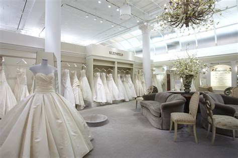 Wedding gown stores in new york. Zimmermann. The high-end Aussie label moves its NYC flagship to this 3,800-square-foot space in a historic cast-iron building. Ladies will find flirty apparel ($80–$2,600) and accessories ($125 ... 