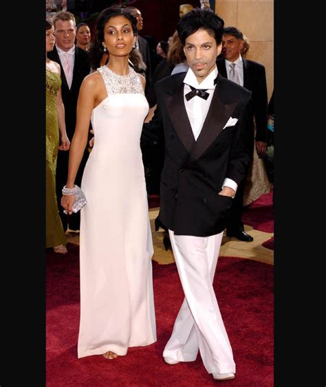 Eric Benet and has beautiful wife Manuela Testolini married in 2011. Yes, Halle's ex and Prince's ex. Good for them!