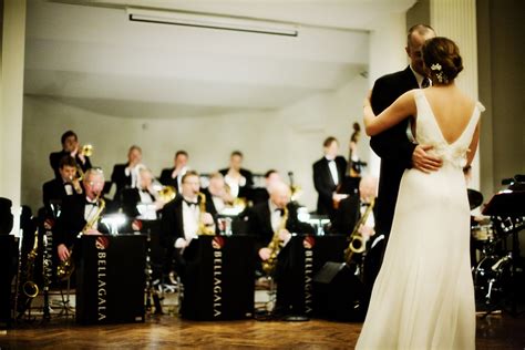 Wedding musicians. As a general rule of thumb, Victoria Lartey-Williams of Victorious Events NYC advises her clients to set aside five percent of the wedding budget for a DJ and up to 15 percent of the budget if ... 