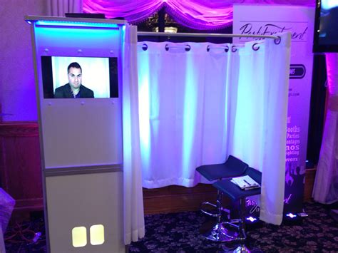 Wedding photo booth rental. Photo booths have become an increasingly popular addition to events of all types, from weddings and birthdays to corporate events and trade shows. They provide a fun and interactiv... 