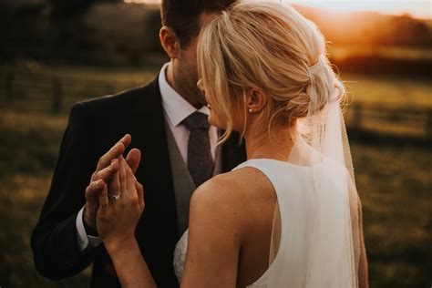 Wedding photography. Alyssa Campbell Photography is an Arizona wedding, elopement and portrait photographer based in Phoenix with over 8 years experience. She prides herself in her ... 