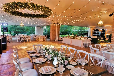 Wedding reception venues. The outdoor arbor area can accommodate more than 500 guests for those larger ceremonies. As for wedding receptions, The Reception Hall is an indoor space that can seat more than 200 guests. In addition to serving as a space for a wedding reception, The Reception Hall can also serve as a rehearsal dinner venue. The Fitzhugh Building can … 