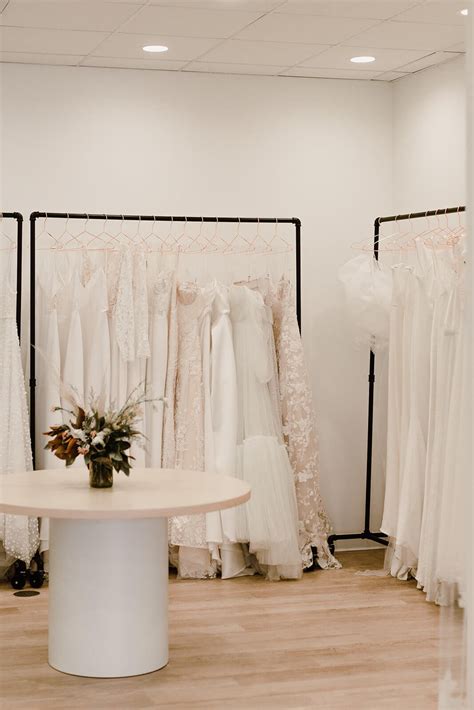 Wedding shops near me. Creating a wedding registry is an exciting part of wedding planning, but it can also be overwhelming. With so many options available, it can be hard to know where to start. Minted ... 