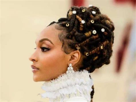 Mar 11, 2023 · Gentle dreadlocks are a beautiful style to emulate, especially in this laid-back Nordic design with gypsy flowers or any other type of wildflower woven in. A side parting suits most face shapes, and the hair left open imparts a naturally alluring vibe. 6. Jeweled Locs With Veil..