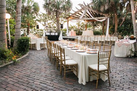 With the prettiest wedding venues in the St. Petersburg, FL