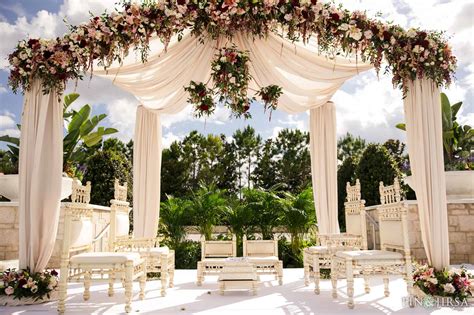 Wedding venues orlando. 18955 Michigan Lane, Spring Hill, FL, USA. 813-943-5301. Guest Capacity: Up To 150. If you love these unique wedding venues, you might also like Orlando rooftop wedding venues and industrial wedding venues in Central Florida. Our picks for the very best Unique wedding venues near Orlando and Central Florida! 