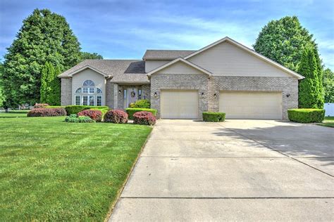 What's the housing market like in 62526? Sold: 4 beds, 2.5 baths, 3796 sq. ft. house located at 1182 Wedgewood Ct, Decatur, IL 62526 sold for $440,000 on Jul 31, 2023. MLS# 6227852. This is a STUNNING home located in Deerfield Estates.. 