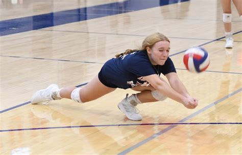 Wednesday’s high school roundup/scores: Nantucket volleyball team nets win over Falmouth