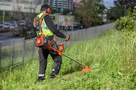 Weed trimmer jobs. Things To Know About Weed trimmer jobs. 