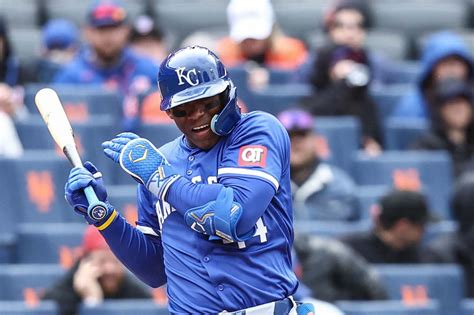 Weekend Rumblings - News for April 15, 2024 - Royals Review