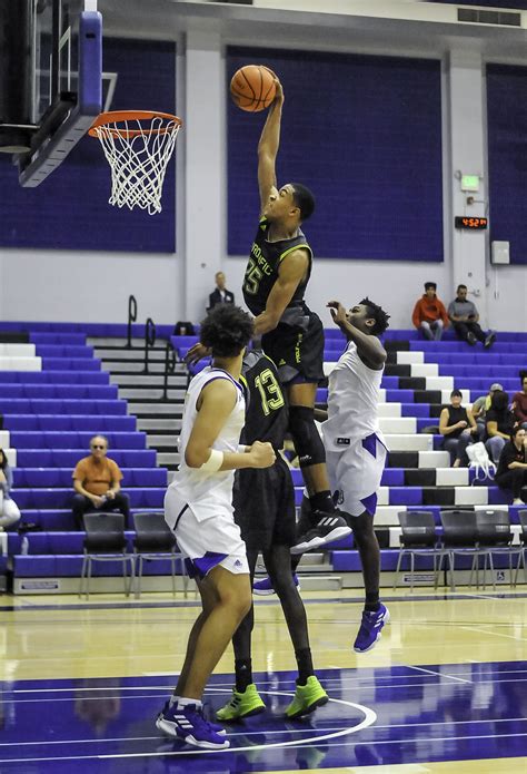 Weekend prep boys basketball results