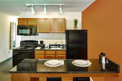 Homewood Suites feature full kitchens in each suite. Perks include full refrigerators, two-burner stoves, dishwashers, and dining tables. Residence Inn properties have fully equipped kitchens .... 