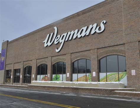 Wegmans is closing one of its largest grocery stores. Its unusual location hurt business