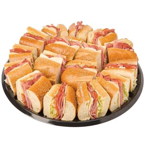 Wegmans Danny's Favorite, Medium Sub. 10 oz. 3.54 (13) $8