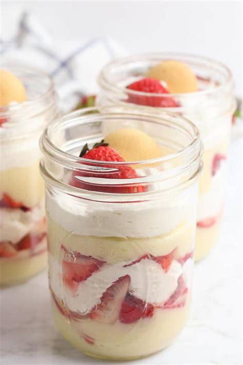 Weight watcher desserts. 55 Sweet and Savory Fruit Recipes. From breakfast to dessert and grill to griddle, here are some of our most incredible fruit recipes. Looking for fresh uses for fresh fruit? We've got you! Whether you're looking for a way to mix up your breakfasts, sweeten up your salads, or make a refreshing dessert, here are 55 of our favorite recipes that ... 