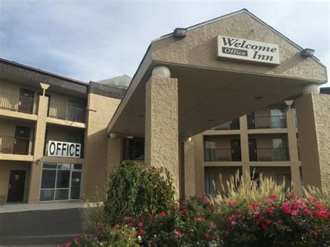 Welcome inn blue springs. From Business: The Hampton Inn Kansas City/Blue Springs hotel is located off I-70 at Exit 20 near Winstead's Restaurant. ... Extended Stay By Welcome Inn. Hotels (816) 224-3312. 901 NW Jefferson St. Blue Springs, MO 64015. 12. Elks Lodge. Community Organizations Lodging Scholarship Services. Website 