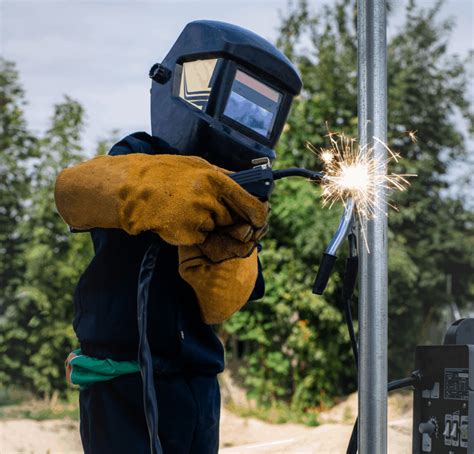 Welding for beginners. This variant of arc welding uses a hollow wire of filler metal with a flux core, combining Stick and MIG welding concepts. The wire is fed through a machine like MIG welding, while the flux produces gas as the electrode is consumed like Stick welding. It is best for outdoor welding as the protective gas will not be easily blown away by the wind. 