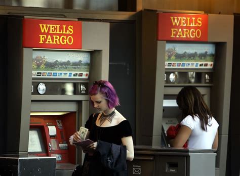 Wells Fargo Ends Personal Lines of Credit: What It Means