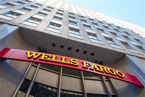 Updated: 4:57 PM EDT March 17, 2021. WASHINGTON — Wells Fargo said Wednesday afternoon that it has fixed the issued that led to customers not being able to access their online banking, just as tens of millions of stimulus checks were expected to be added to accounts. "We apologize for the issue we had with our online banking earlier today.. 