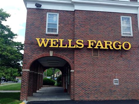 Wells fargo bloomfield ct. Things To Know About Wells fargo bloomfield ct. 
