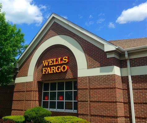 Wells fargo springfield mo. Things To Know About Wells fargo springfield mo. 