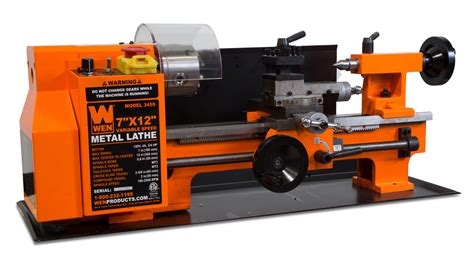 The Wen La3424 benchtop wood lathe is an excellent option for non-spindle workpieces. This machine has multiple speeds and feeds for creating joints or other intricate woodworking projects. Features With Benefits: 5 Different Operating Speeds: The WEN LA3424 Benchtop Lathe makes turning wood into beautiful artwork simple.. 