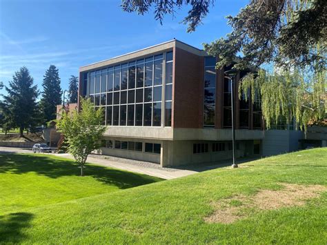 Wenatchee valley college computer science.  It closely couples electrica...