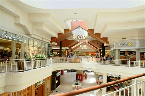 West Ridge Shopping Center - propertyshark.com