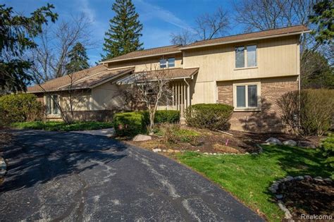 West bloomfield township homes for sale. Things To Know About West bloomfield township homes for sale. 