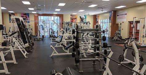 West chatham ymca. POOLER, Ga. (WSAV) – One of the most popular YMCAs in the Coastal Empire reopened Tuesday after some major renovations. A ribbon cutting was held for the West Chatham YMCA to celebrate the gym ... 