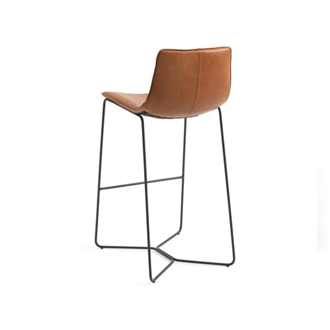 Available in a premium quality, West elm provides the exceptional Slope Leather Bar & Counter Stools. Buy now Slope Leather Bar & Counter Stools with availalbe delivery to Dubai, Abu dhabi, and all areas around UAE. West elm counter stools