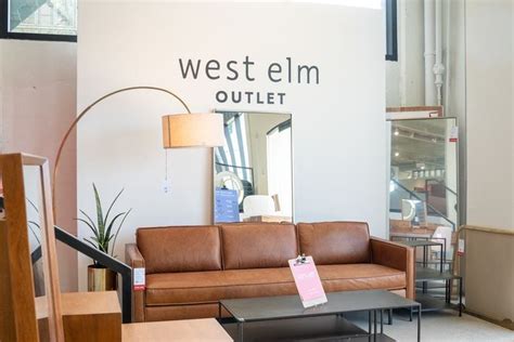 206 reviews of west elm "West Elm is basically Ikea quality with higher prices. Their furniture is typically modern with clean lines and a simple aesthetic. I love most of their stuff although it has been a little bland as of late, but can't bring myself to buy anything unless it is on sale. 