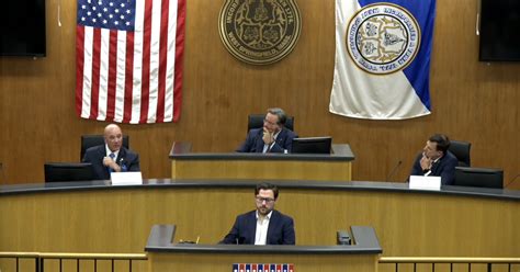 West springfield mayor debate.  WAMC&rsquo;s Pioneer Valley Bureau Chief James ...