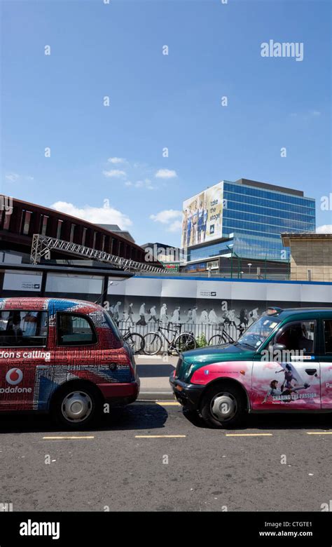 Westfield Stratford City - Taxi & Minicabs in Stratford City E15 …