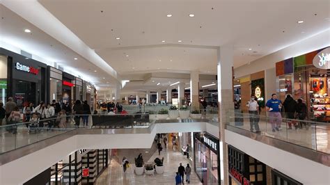 Westfield southcenter mall. Go there. Aveda was founded in 1978 with the goal of providing beauty industry with products that connect beauty, environment, and well-being. Aveda manufactures professional plantbased hair care, skin care, makeup, Pure-Fume and lifestyle products. 