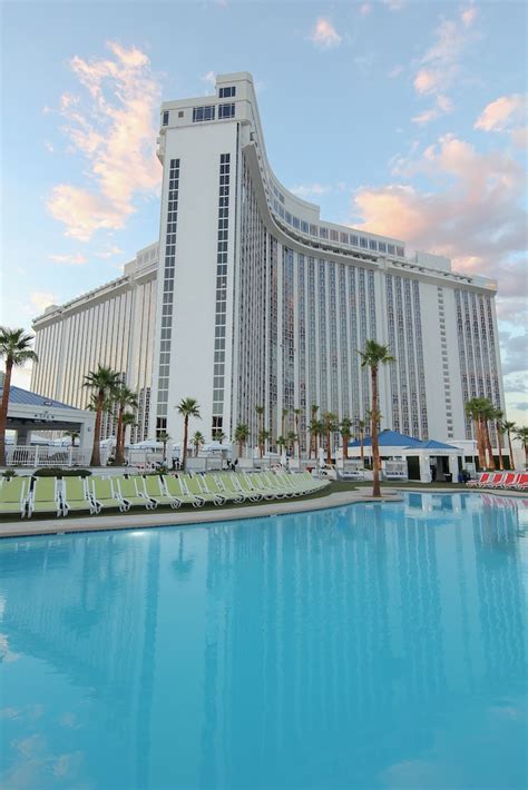 Westgate las vegas reviews. Book Westgate Las Vegas Resort & Casino, Las Vegas on Tripadvisor: See 8,578 traveler reviews, 4,205 candid photos, … 
