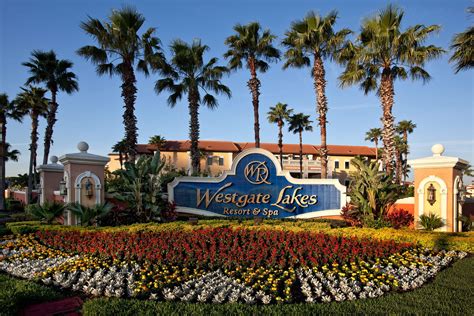 Click below for unbeatable prices at Westgate Lakes Resort & Spa. Book now for adventure and half-off resort fees! Up to 50% off hotels in Orlando Florida near Disney World Now! The beautiful lakefront Westgate Lakes Resort & Spa features a prime location near world-famous theme parks in Orlando and a variety of rooms..