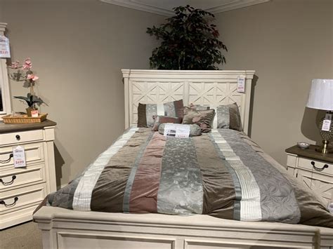 Shop the amazing brands Westrich Furniture & Appliances carries for a great selection of furniture in the Delphos, Lima, Van Wert, Ottawa, ... Beds Bunk Beds & Lofts Nightstands Kids Dressers & Chests Bookcases & Shelving Desks & Desk Chairs Benches & Poufs All Kids Furniture.. 