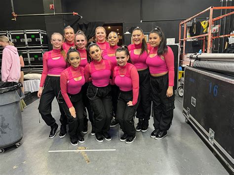 Westside dance studio.  They draw upon their BEM-VINDOS A WESTSIDE FULLAcred...