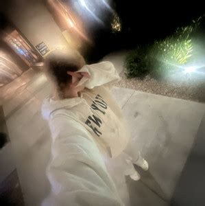 Wh1Tn3Y Leaks 💋 +18
