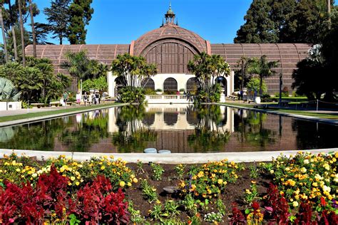 What's happening with the Balboa Park Botanical Building?